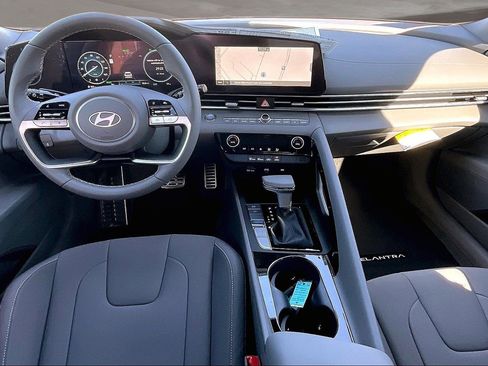 New 2025 Hyundai Elantra SEL w/ Cargo Package image 5