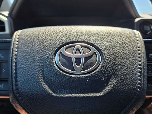 Used 2024 Toyota Tacoma SR5 AWD/4WD image 25