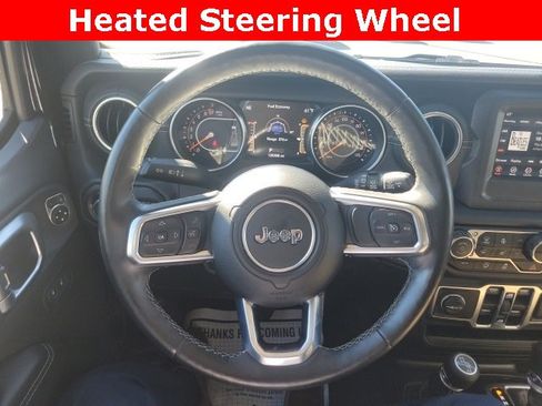 Used 2018 Jeep Wrangler Unlimited Sahara image 6