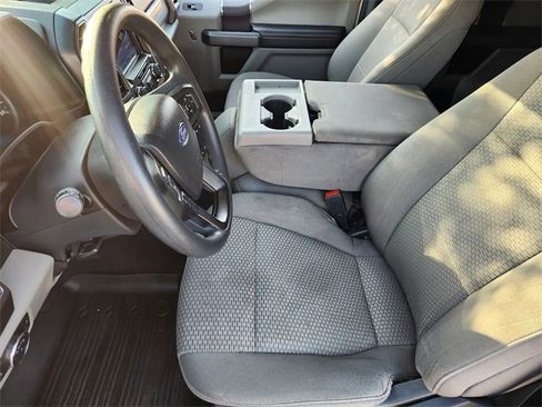 Used 2022 Ford F250 XLT w/ FX4 Off-Road Package image 13