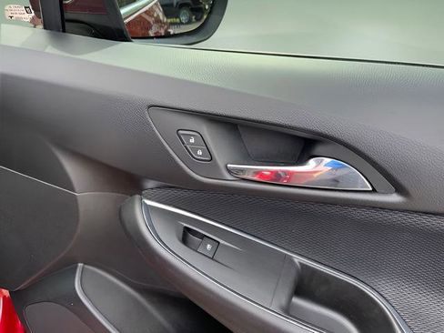 Used 2017 Chevrolet Cruze LT w/ Sun And Sound Package FWD image 30