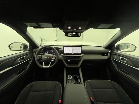 New 2026 Ford Explorer Tremor w/ Tremor Convenience Package image 4