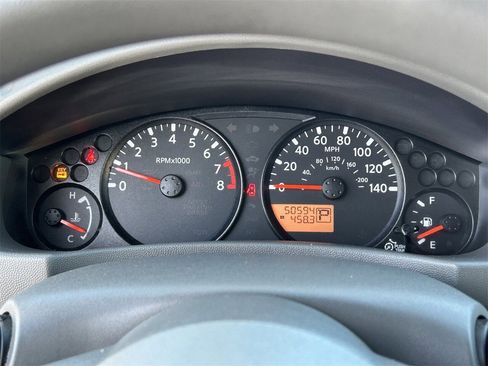 Certified 2020 Nissan Frontier SV w/ Midnight Edition Floor Mats image 32