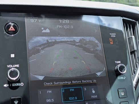 Used 2025 Subaru Outback Premium w/ Popular Package #1A image 19