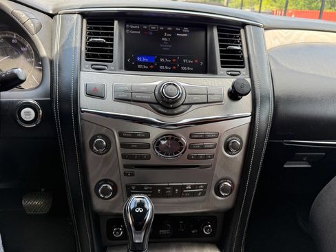 Used 2019 INFINITI QX80 Limited w/ All-Season Package AWD/4WD image 19