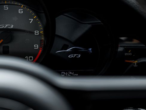 Used 2019 Porsche 911 GT3 RWD image 41