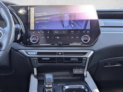 Used 2023 Lexus RX 350 Premium image 16