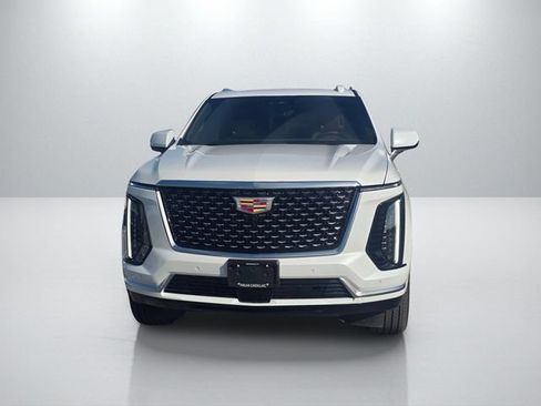 Used 2026 Cadillac Escalade Luxury w/ Touring Package AWD/4WD image 2