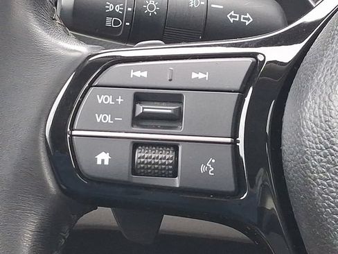 Certified 2023 Honda Pilot Touring image 18