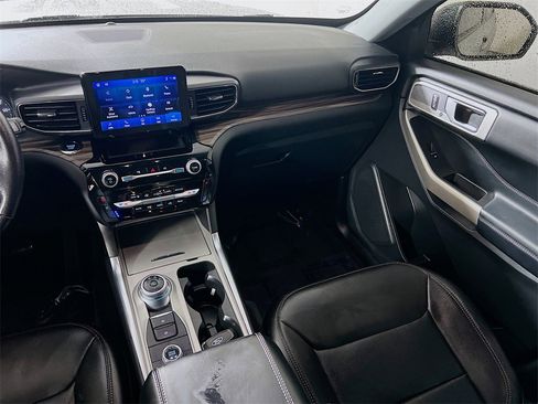 Used 2023 Ford Explorer Limited image 20