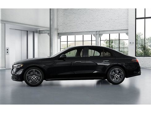 New 2026 Mercedes-Benz E 450 4MATIC Sedan image 35