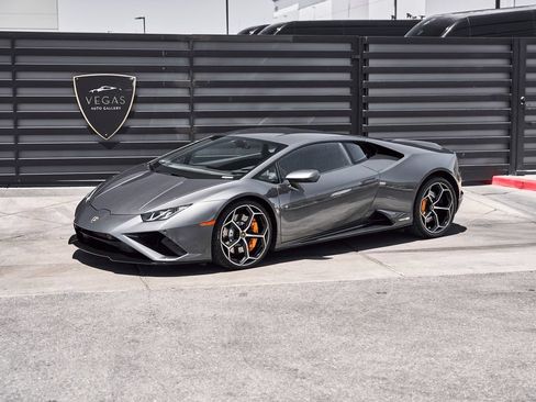 Used 2021 Lamborghini Huracan EVO RWD image 5