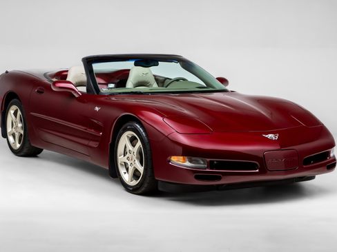 Used 2003 Chevrolet Corvette 50th Anniversary Edition w/ Preferred Equipment Group1 image 1