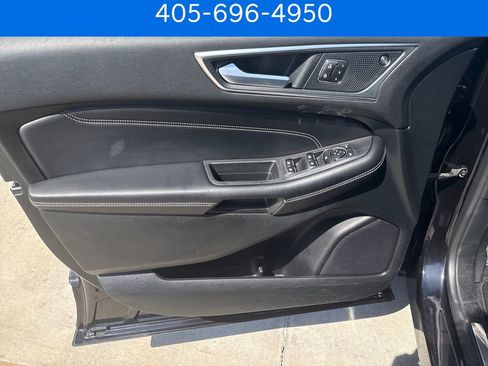 Used 2024 Ford Edge Titanium AWD/4WD image 11