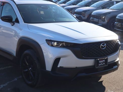 Used 2025 MAZDA CX-50 AWD 2.5 Hybrid w/ Premium Pkg image 2