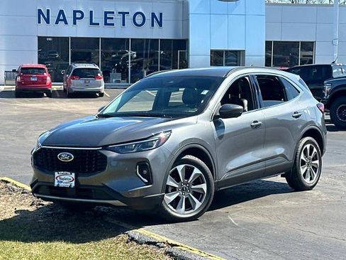 Certified 2023 Ford Escape Platinum image 1