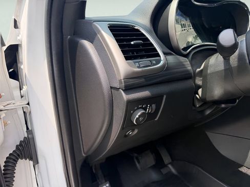 Used 2020 Jeep Grand Cherokee Laredo w/ Quick Order Package 2BN North AWD/4WD image 16
