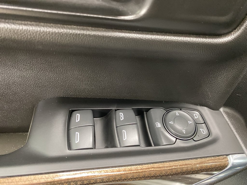 Certified 2021 Chevrolet Silverado 1500 RST AWD/4WD image 36