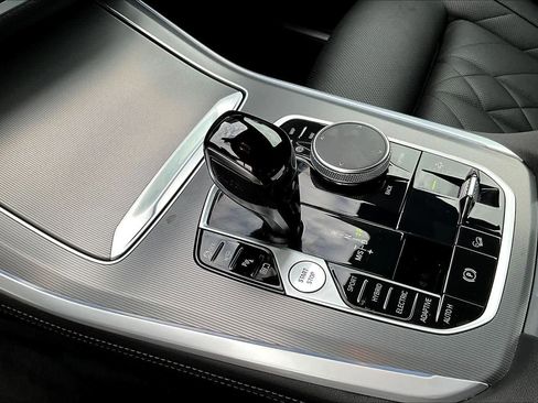 Used 2023 BMW X5 xDrive45e w/ Parking Assistance Package image 15