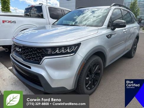 Used 2022 Kia Sorento S AWD/4WD image 4