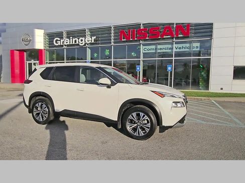 Used 2023 Nissan Rogue SV image 37