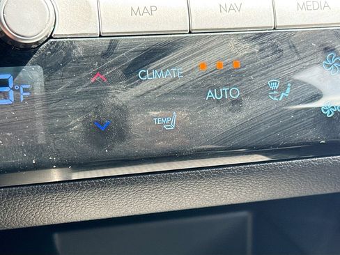 Used 2024 Hyundai Ioniq 6 SE RWD image 19