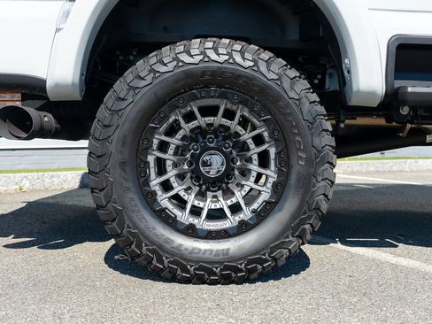 New 2026 Ford F250 Lariat w/ Black Appearance Package AWD/4WD image 15