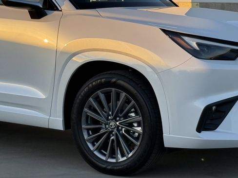 New 2026 Lexus TX 350 FWD image 4