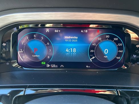 New 2026 Volkswagen Atlas Cross Sport SE image 18