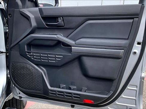 Certified 2025 Toyota Tacoma SR5 image 23