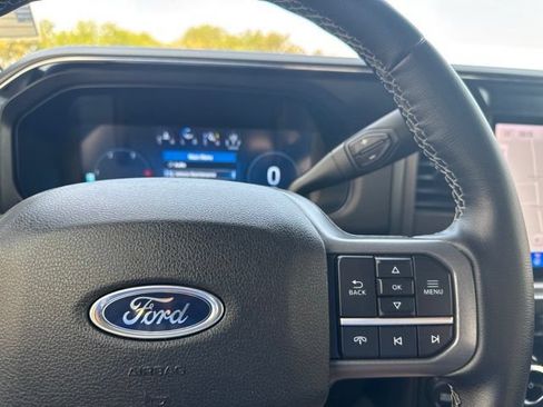 Used 2025 Ford F250 Lariat AWD/4WD image 22