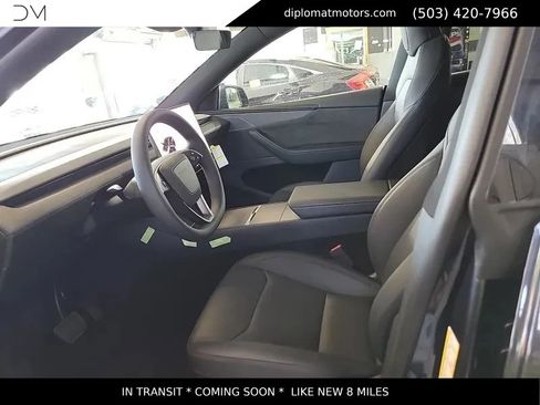 Used 2026 Tesla Model Y 2WD image 8