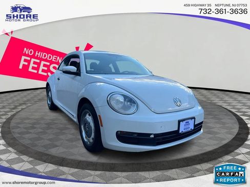 Used 2015 Volkswagen Beetle 1.8T Classic FWD image 3