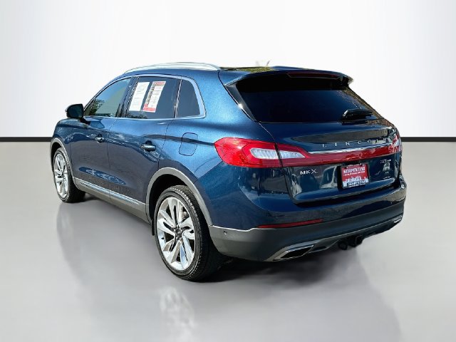 Used 2017 Lincoln MKX Reserve w/ Luxury Package AWD/4WD image 7