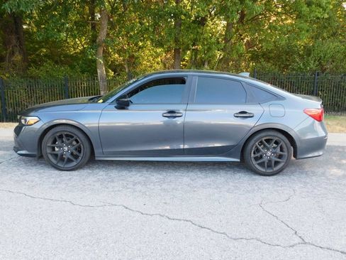 Certified 2023 Honda Civic Sport image 2