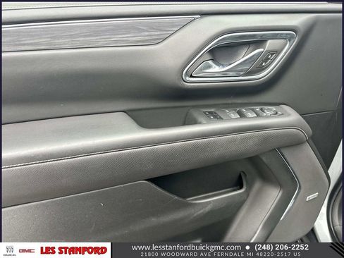 Used 2024 GMC Yukon XL SLT w/ SLT Premium Package image 18