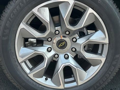 New 2025 Chevrolet Express 2500 Extended w/ Driver Convenience Package image 22