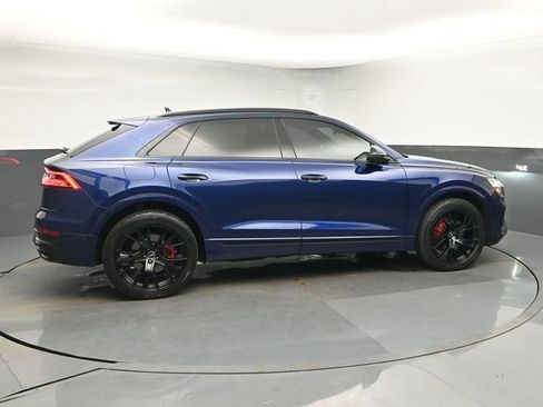 Used 2021 Audi Q8 Prestige w/ Prestige Package AWD/4WD image 9