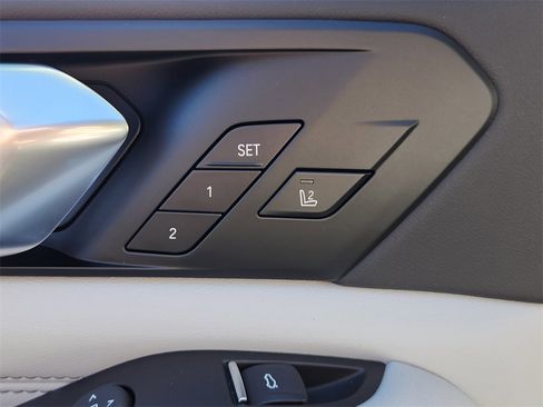 New 2026 BMW X5 xDrive40i image 17