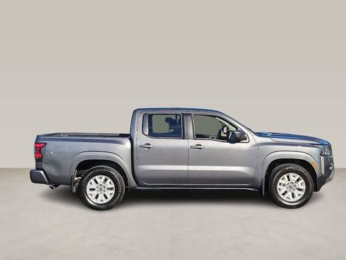 Used 2023 Nissan Frontier SV w/ Tow Package image 2