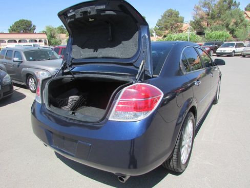 Used 2008 Saturn Aura XR w/ Premium Trim Package image 28