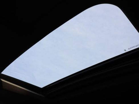 Used 2025 Chevrolet Silverado 2500 ZR2 w/ Technology Package image 18