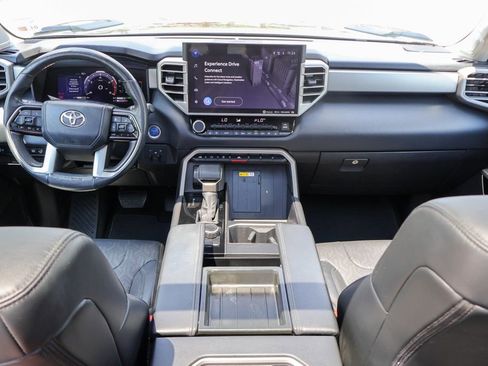 Used 2024 Toyota Tundra Limited AWD/4WD image 7