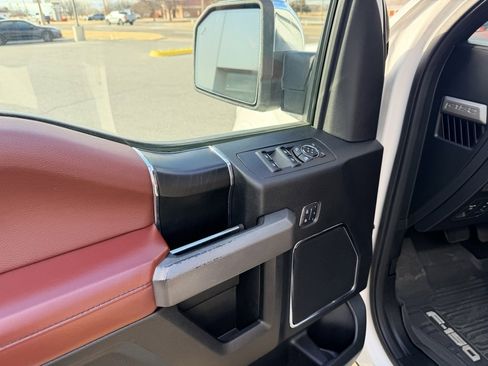 Used 2018 Ford F150 Platinum w/ Equipment Group 701A Luxury image 22