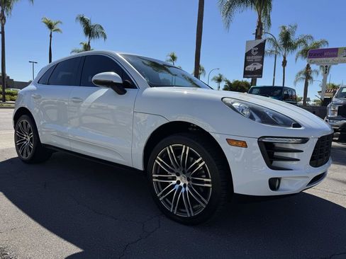 Used 2016 Porsche Macan S image 9