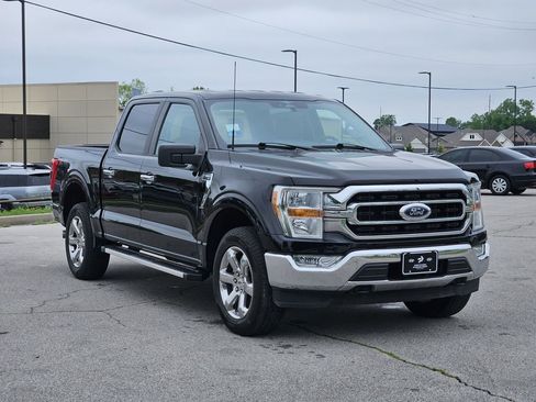 Used 2023 Ford F150 XLT w/ XTR Package AWD/4WD image 2