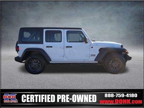 Used 2024 Jeep Wrangler Sport S image 9