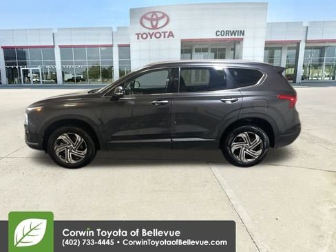 Used 2023 Hyundai Santa Fe SEL image 2
