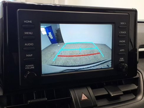 Used 2019 Toyota RAV4 XLE w/ Convenience Package image 15