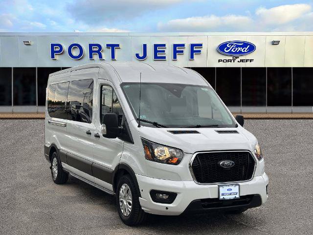 Certified 2025 Ford Transit 350 XLT RWD image 3